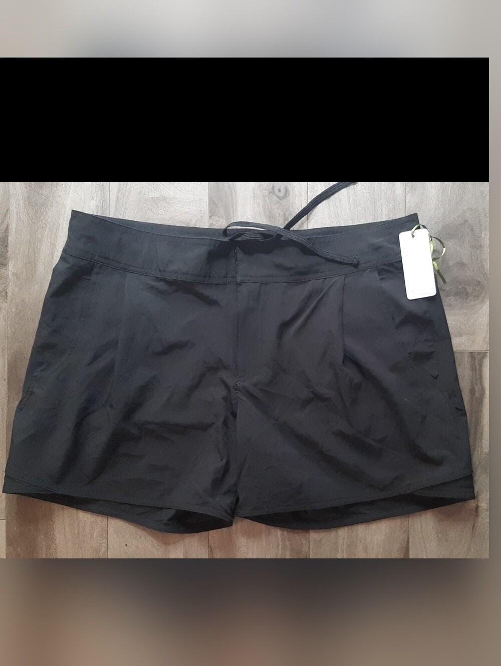New with Tags te verde Black Shorts Women's Large